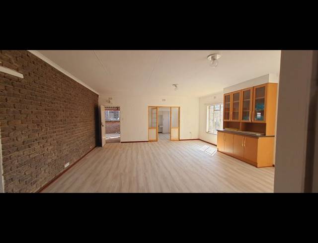 3 BEDROOM PROPERTY TO RENT IN HILLSIDE